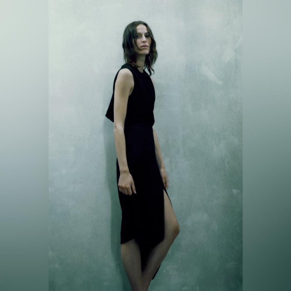 ZARA LONG HOODED DRESS M